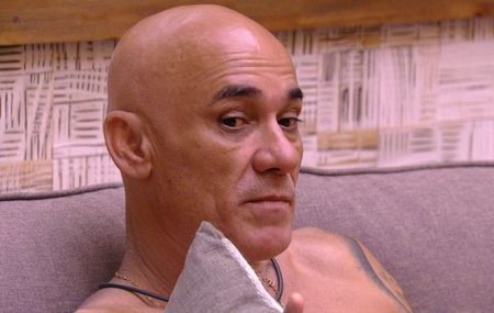 BBB18: “O melhor jogador da casa”, afirma Ayrton sobre Viegas