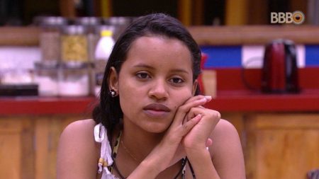 BBB18: Casa de Gleici tem luz cortada e vizinhos fazem vaquinha