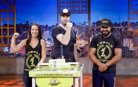Campeões de luta de braço são os convidados de Danilo Gentili no “The Noite”