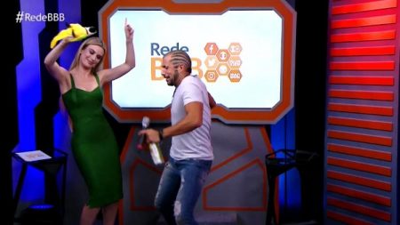 Coagido a escolher entre Patrícia e Jéssica, Kaysar se esquiva: “Minha mãe”