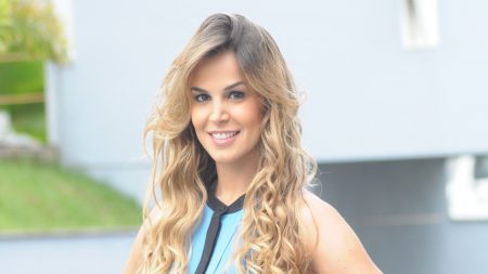 Ex-Record, Robertha Portella estará em “Segundo Sol”, da Globo