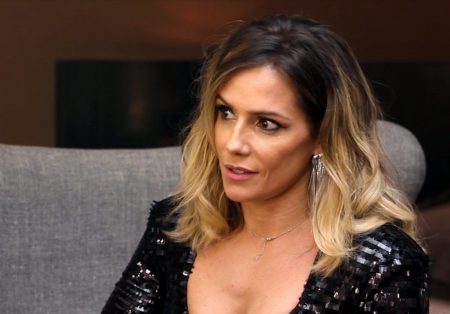 Deborah Secco vira cupido e ajuda seguidora: “Você manda meu tuíte para ele?“