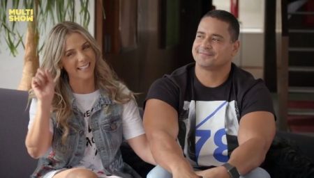 Xanddy revela que gravadora tentou separá-lo de Carla Perez