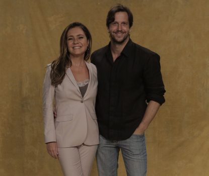 Adriana Esteves comemora parceria com Vladimir Brichta em “Segundo Sol”: “Levamos trabalho para casa”