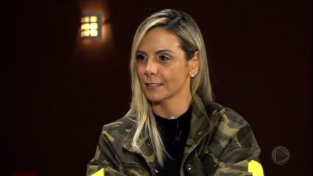 Carla Perez choca a internet ao revelar o motivo de sua saída do É o Tchan