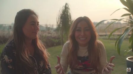 Sabrina Sato chora ao falar da gravidez ao lado da irmã: “Não conseguiria se não fosse você”