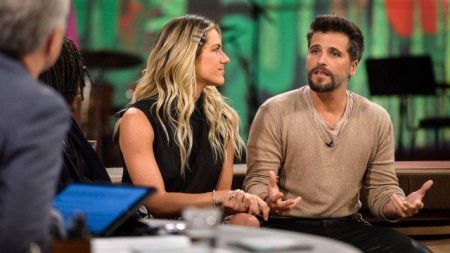 Bruno Gagliasso e Giovanna Ewbank falam sobre adoção de Titi: “Ela não foi à África para adotar”