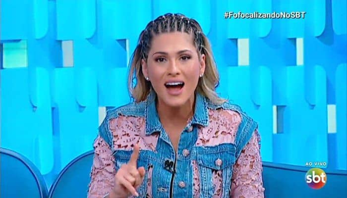 Criticada por Antônia Fontenelle, Lívia Andrade confronta Leo Dias no “Fofocalizando”