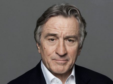 Robert De Niro xinga Donald Trump em premiação do teatro americano