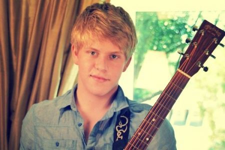 Morre Jackson Odell, ator de “iCarly”, aos 20 anos