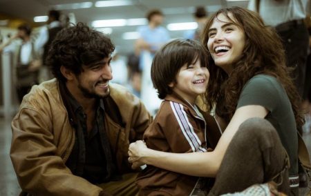 Ator mirim revelado na Globo viverá Jesus em novela da Record