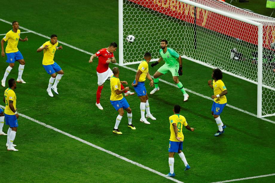 Audiência da TV: Estreia do Brasil na Copa faz Globo alcançar 53 pontos