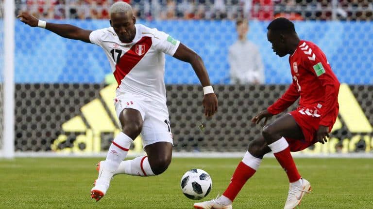 Audiência da TV: Com o Peru em campo, Globo chega 28 pontos no sábado