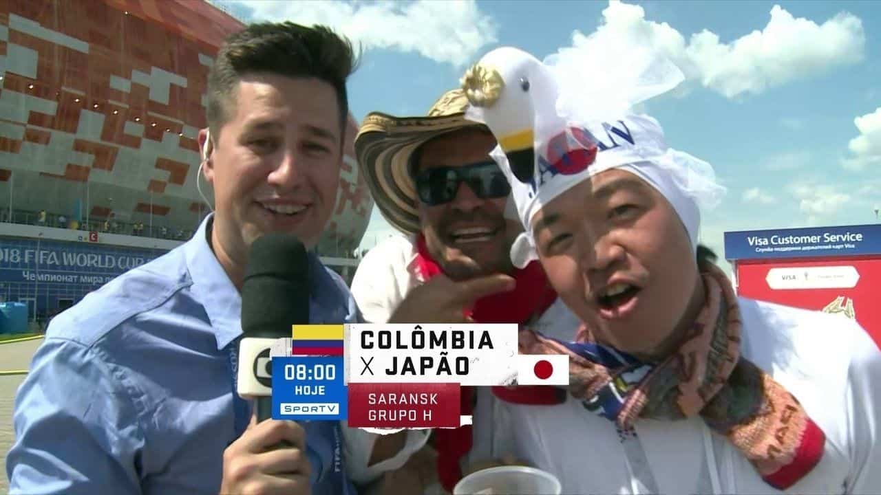 Japonês e colombiano se beijam em link do SporTV e surpreendem repórter