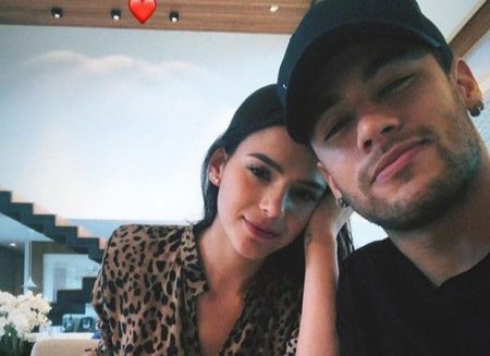 Bruna Marquezine faz tour especial no Instituto Neymar Jr; veja o vídeo