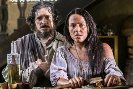 Casal em Novo Mundo, Germana e Licurgo voltam em Nos Tempos do Imperador