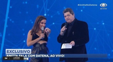 Anitta provoca climão ao evitar cantar novo hit em programa de Datena