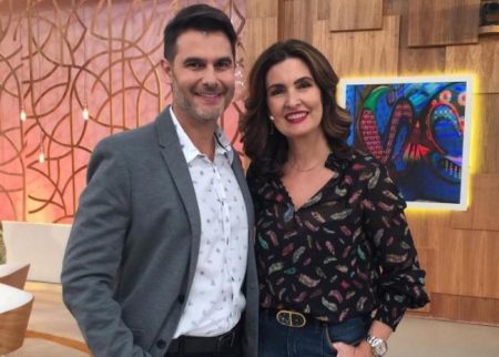 “Médico gato” da Globo e Gloria Maria arrematam encontro com Silvio Santos