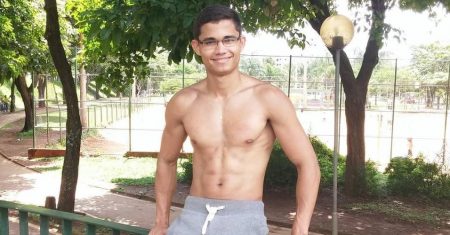 Após assumir relação, namorado de Lulu Santos vira modelo e faz carão