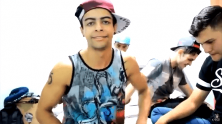 Youtuber posta vídeo relatando abuso sexual e choca a todos; veja