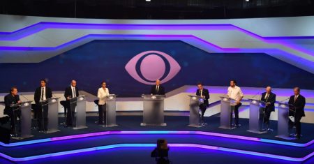 Audiência da TV: Debate chega a 8 pontos e faz Band vencer a Record por mais de 6h