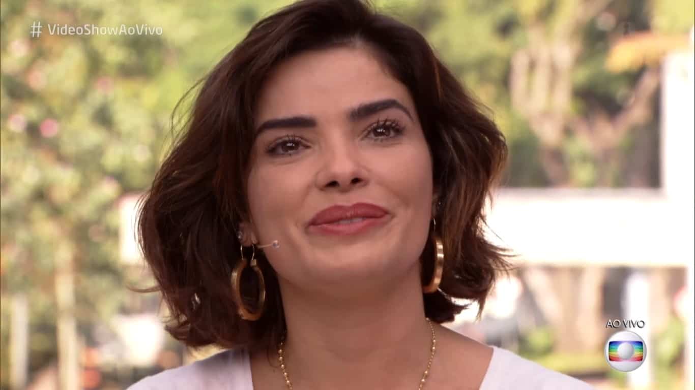 Vanessa Giácomo vai às lágrimas ao relembrar a mãe no “Vídeo Show”