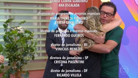 Mariana Ferrão é surpreendida e ganha abraço coletivo no “Bem Estar”