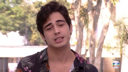 Danilo Mesquita defende Valentim de “papel de trouxa” em “Segundo Sol”