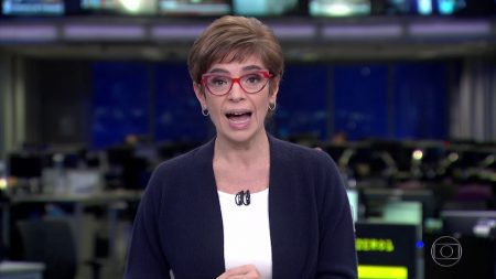 Renata Lo Prete faz piada após ser prejudicada por filme dos Vingadores