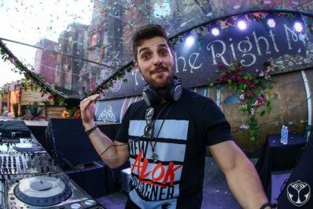 Acusado de usar crianças da África para se promover, DJ Alok é detonado na web