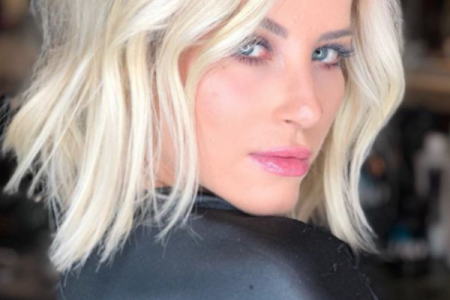 Biquíni “diferente” de Barbara França dá o que falar