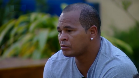 “A Fazenda 10”: Emocionado, Aloísio Chulapa ameaça deixar reality