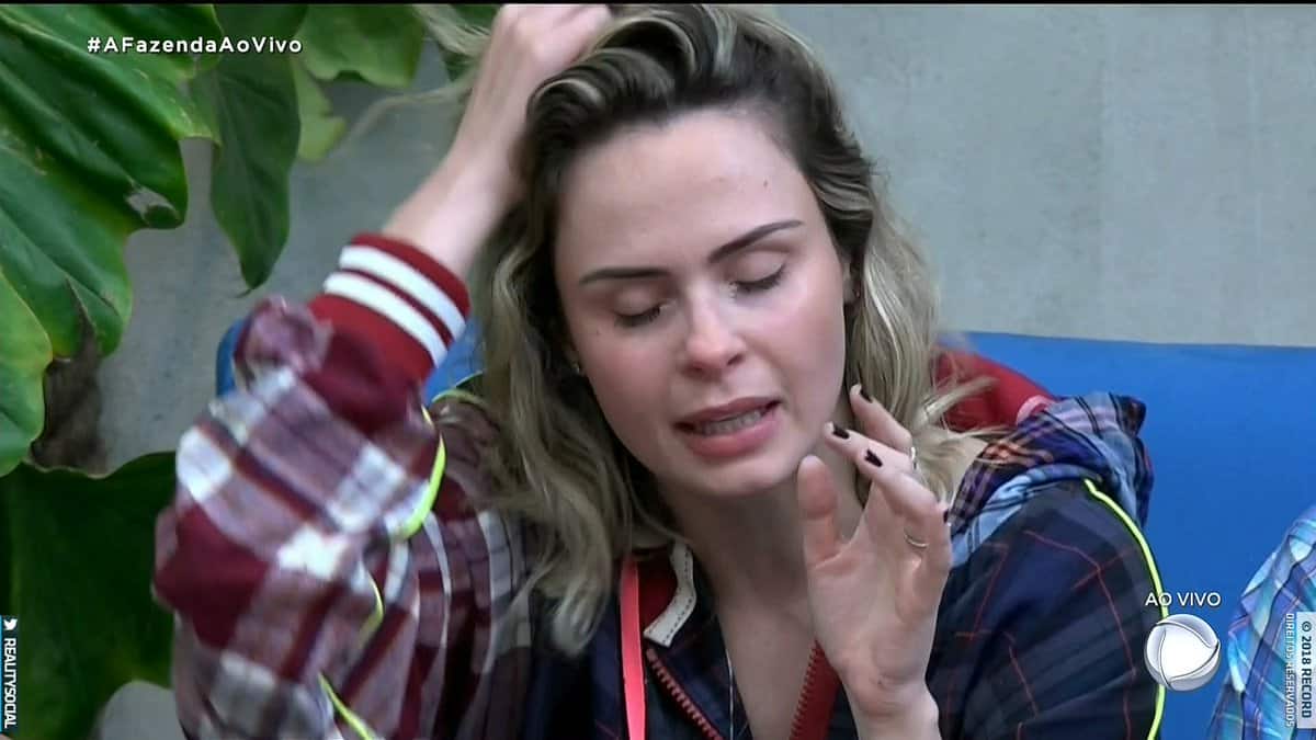 “A Fazenda”: Ana Paula chora ao lembrar de briga com Nadja; Evandro critica