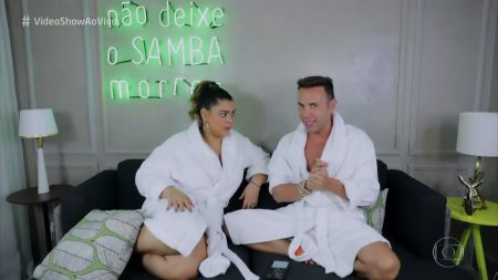 Preta Gil revela boy crush e fala sobre relacionamento aberto