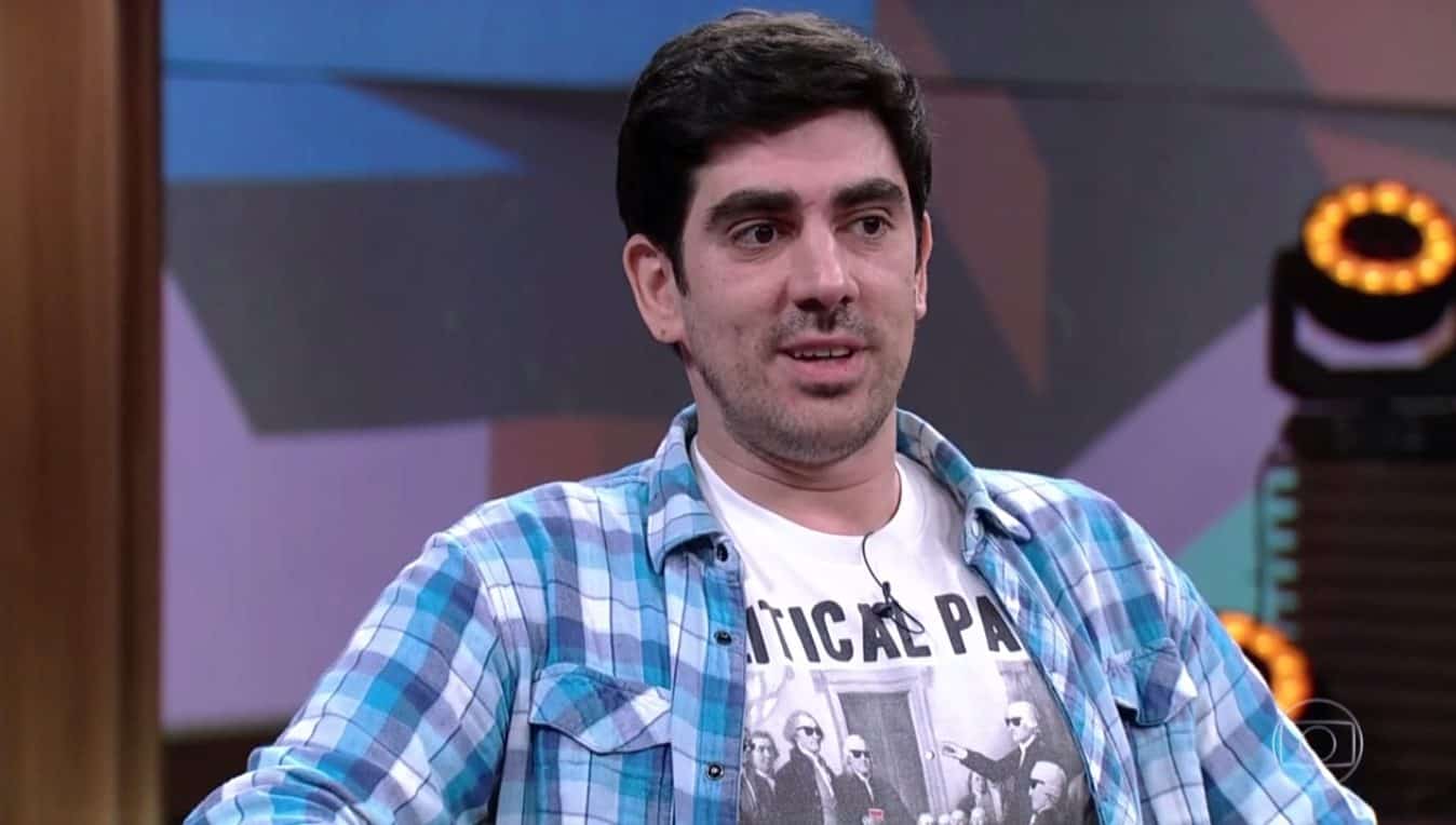 Marcelo Adnet estreia no Se Joga com sátira de programa da Globo