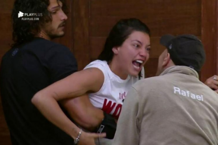 “A Fazenda 10”: Gabi Prado surta, berra com peões e acaba acusada de agressão