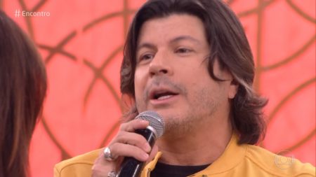 Paulo Ricardo causa ao falar sobre o politicamente correto no “Encontro”