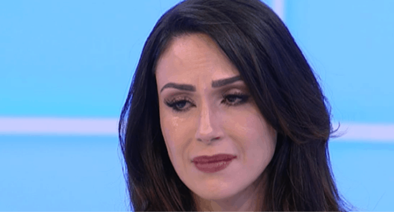 Nadja Haddad chora ao relembrar morte do pai às vésperas de casamento