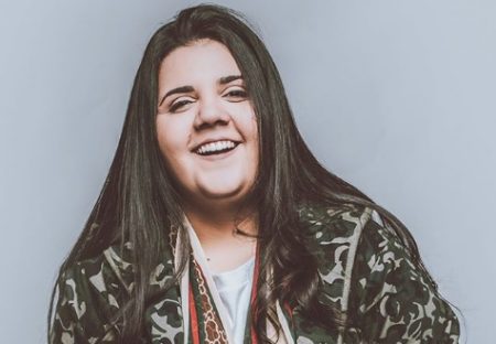 Conheça Yasmin Santos, a nova Marília Mendonça do mundo sertanejo