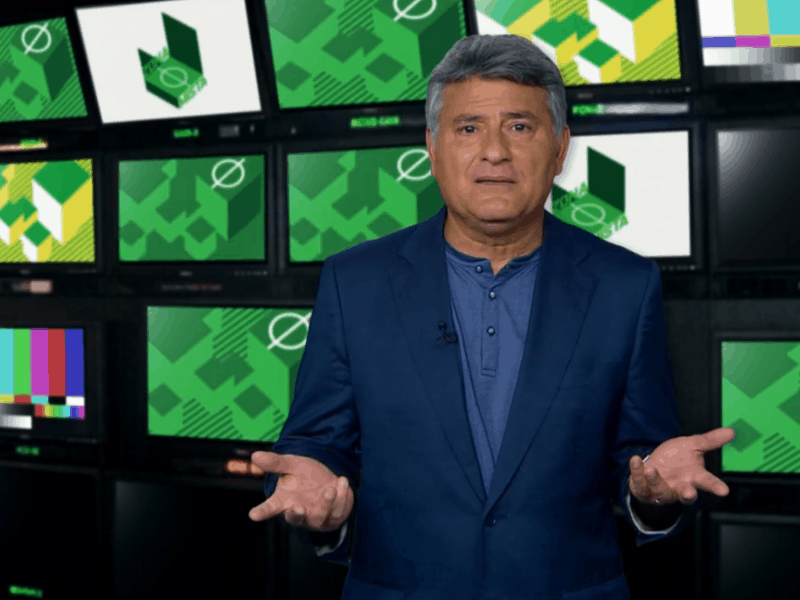 Cléber Machado “esquece” intervalo e solta voz durante transmissão na Globo