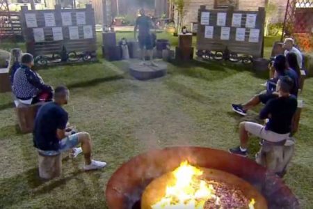 “A Fazenda 10”: Brincadeira cria saia justa entre participantes