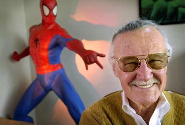 Stan Lee, criador dos heróis da Marvel, morre aos 95 anos