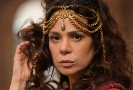 Vanessa Gerbelli esclarece motivo que a levou a se afastar de “Jesus”