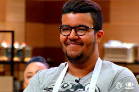 Ex-participante do “MasterChef” posta antes e depois e choca a web