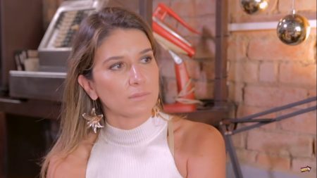 Pela primeira vez, Rebeca Abravanel fala sobre polêmica entre Silvio Santos e Claudia Leitte