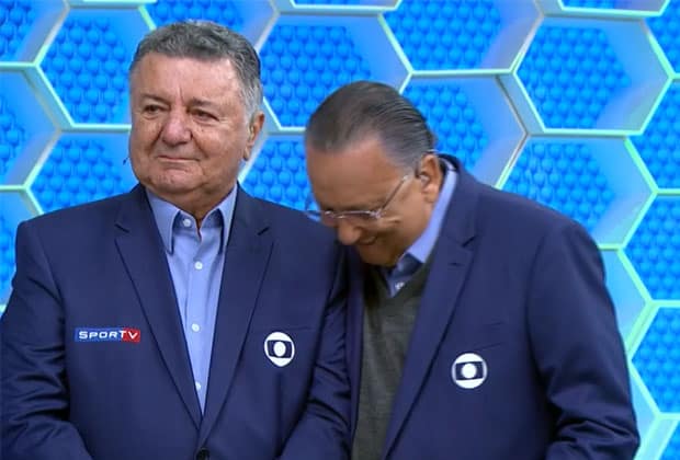 Galvão Bueno vai às lágrimas em despedida de Arnaldo da televisão