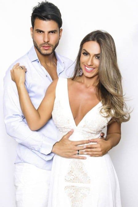 Nicole Bahls vai se casar com Marcelo Bimbi