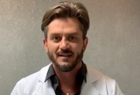 Ex-BBB Marcos Harter reage ao ver ataques a Carla Diaz na web