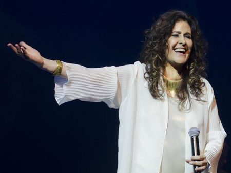 Cantora Joanna posta foto misteriosa e fã se assusta