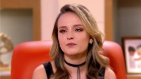 Larissa Manoela sofre com a morte de cachorro e faz triste desabafo na web